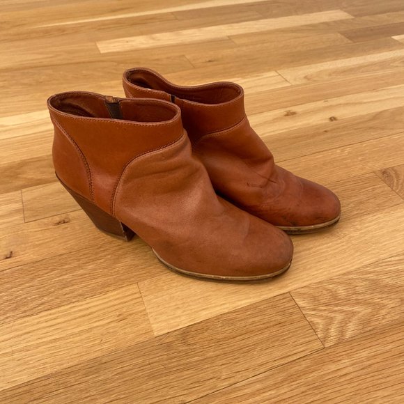 Rachel Comey Boots Mars Leather Ankle Boot in Whiskey Tan, Size US 5.5 - Picture 2 of 5